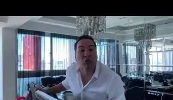 Cristian Casa Blanca rompe otro televisor