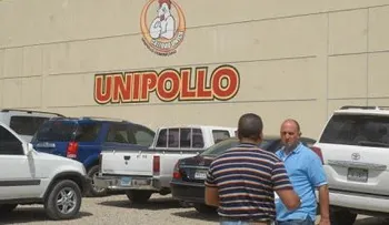 General denuncia que 5 policías robaron dinero sustraído de su negocio