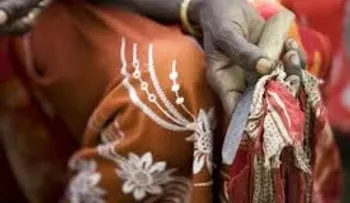 Dos hermanas de 10 y 11 años mueren tras someterse a mutilación genital femenina en Somalia