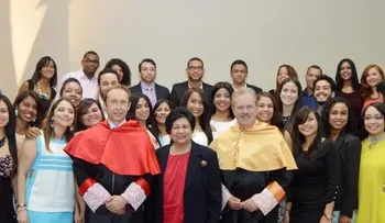 Mescyt y Next ibs celebran la graduación de alumnos criollos becados en España
