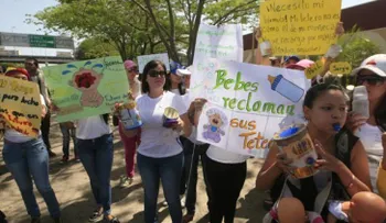 Advierten que sustituir la fórmula por la leche completa es peligroso