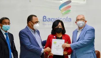 El Banco Agrícola firma acuerdo para impulsar el desarrollo de las cooperativas agropecuarias 