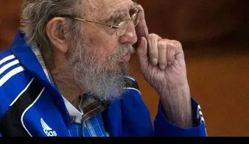 Fidel Castro cumple 90 años y le regalan una web (VIDEO)