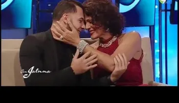 Lumy Lizardo le da tremenda sorpresa a su madre en entrevista Con Jatnna