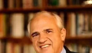 Samper: Espero que Danilo no intente modificar la Constitución; empañaría su gobierno