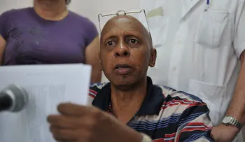 El opositor cubano Guillermo Fariñas cumple un mes en huelga de hambre