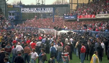 Tragedia de Hillsborough en 1989 fue causada por errores policiales, determinó un jurado