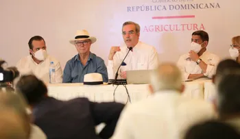 Presidente Abinader entrega RD$2 mil millones para Plan de Desarrollo Económico de San Juan