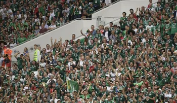FIFA investiga a México por supuesta agresión homofóbica que cantaron los hinchas