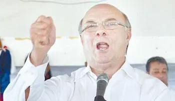 Hipólito y Miguel saludan PLD decida aprobar leyes de Partidos y Electoral 