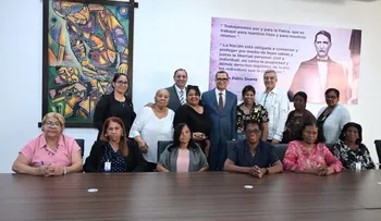 Eulogia Familia llama a regular manos de obras de indocumentados en el país