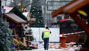 Suman 15 los muertos por ataque a mercado navideño en Berlín; 45 heridos