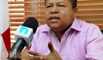 Piden a Danilo Medina optar por la reelección.