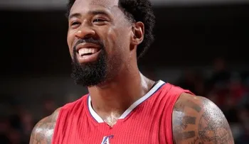 Clippers abren guerra contra Mavs por Jordan