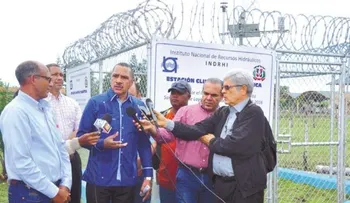 Denuncian retienen dinero del Plan de Retiro en el Indrhi