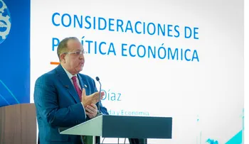 Hacienda defiende estabilidad económica y llama a no caer en pesimismo