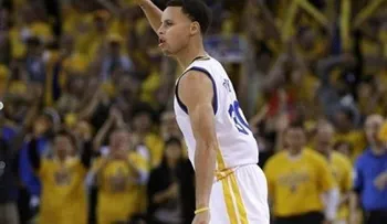 Curry y James, elegidos al equipo ideal de la NBA 