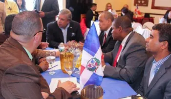Cónsul Castillo discute agenda dominicana 2017 con dominicanos en Nueva Jersey