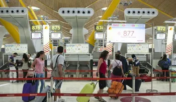 Más de 637,000 latinoamericanos dejaron España