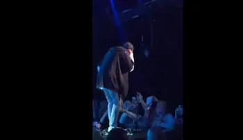 Justin Bieber abandona el escenario en un concierto en Oslo (VIDEO)