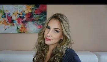 Cómo hacer ondas en el cabello con papel higiénico (VIDEO)