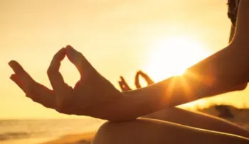 Meditación para más felicidad y menos estrés, según expertos