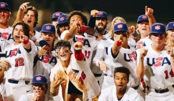 EE. UU. vence a RD 5-4 en la final del Mundial de Béisbol Sub-15 con walk-off en extra innings