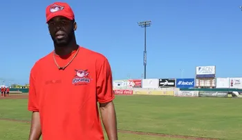 Luis Perdomo suspendido por ocho juegos