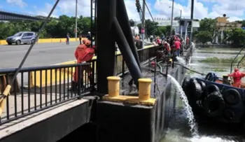 MOPC reabre el tránsito por el puente Flotante.