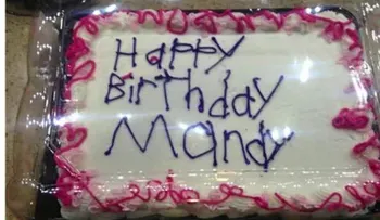 Esta foto de un inusual pastel de cumpleaños se vuelve viral 