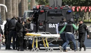 Túnez: 21 muertos en ataque a museo 