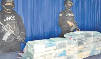 DNCD decomisa 83 paquetes de droga en puerto