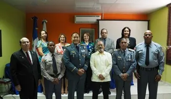 MAP entrega la Medalla al Mérito a 14 servidores públicos en la Región Este
