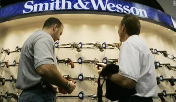 El gigante de inversiones BlackRock aumenta la presión sobre los fabricantes de armas
