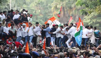 Justicia de Delhi extiende dos días la custodia de dos líderes del Cockroach Janta Party por protestas electorales