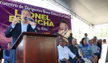 Leonel enrrostra a Danilo que no quiere respetar la Constitución