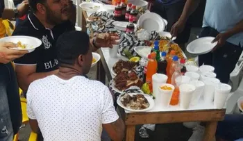 Omega disfruta su última cena en la cárcel