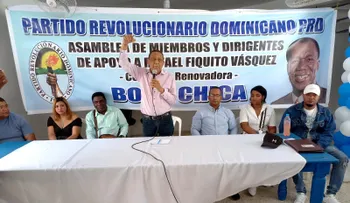 Rafael Vásquez realiza encuentro del PRD en municipio de Boca Chica