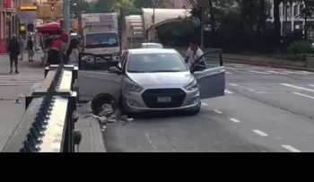 Un hispano y un afroamericano tienen violento enfrentamiento 