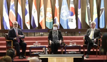 Bachelet alerta en la Cepal sobre el cuestionamiento al multilateralismo