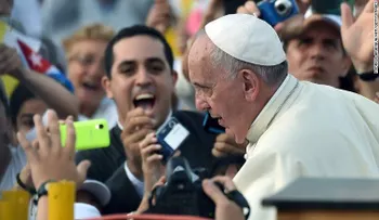El papa a la juventud cubana: "¡no te arrugués y soñá!"