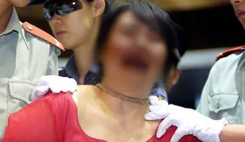 Anulan pena de muerte a una mujer que mató a su marido que la maltrataba 