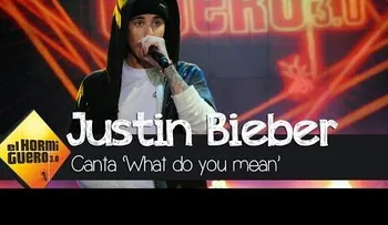 Justin Bieber â??regañaâ?? a sus fans por no aplaudir bien durante una canción (VIDEO)