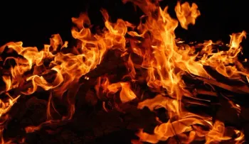 Al menos siete muertos y 16 heridos en un incendio en un edificio en Bombay