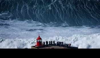 Las monstruosas olas que te dejarán boquiabierto