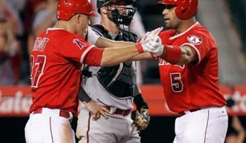 Jonrón de Albert Pujols impulsa Angelinos frente a Diamondbacks    
