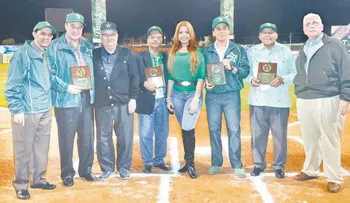 Mateo empata récord de Brito; Gigantes y Licey salen airosos