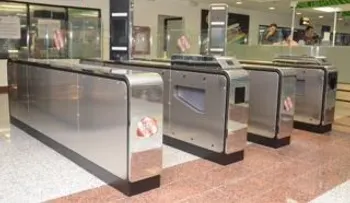 Migración otorga gracia para registro gratuito en Auto-Gate