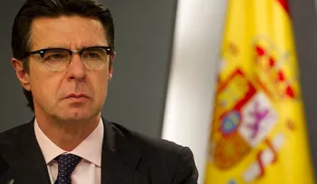 Renuncia ministro español vinculado a los Papeles de Panamá