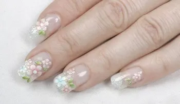 Estos son los peligros de usar uñas acrílicas o artificiales